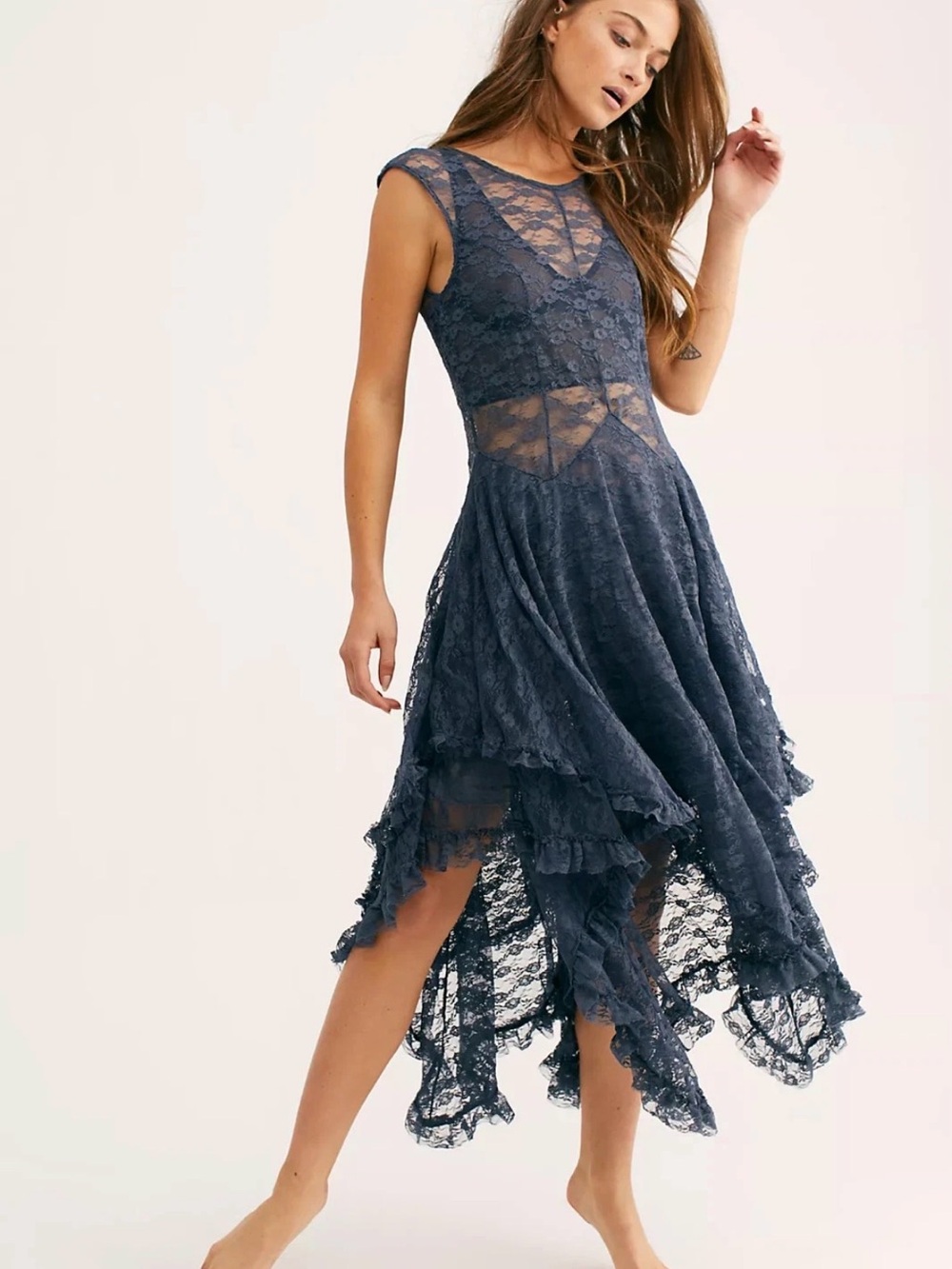 Sleeveless Lace High-Low Dress in Slate Gray